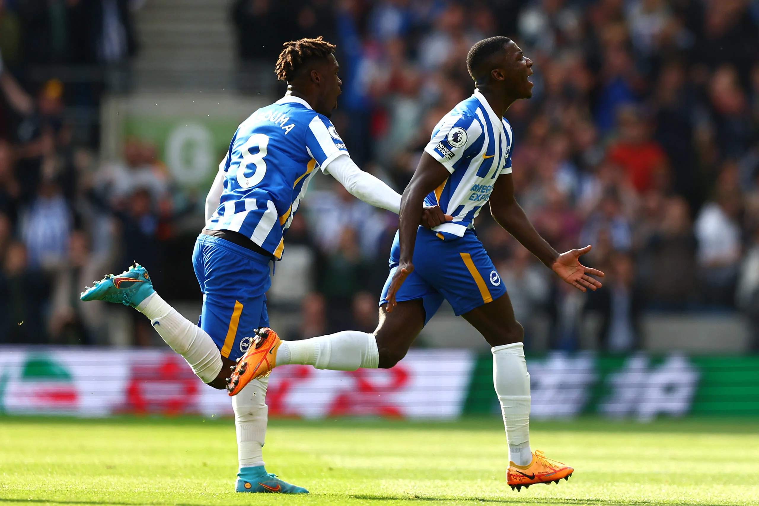 Manchester United é goleado por Brighton e dá adeus ao sonho de Liga dos Campeões