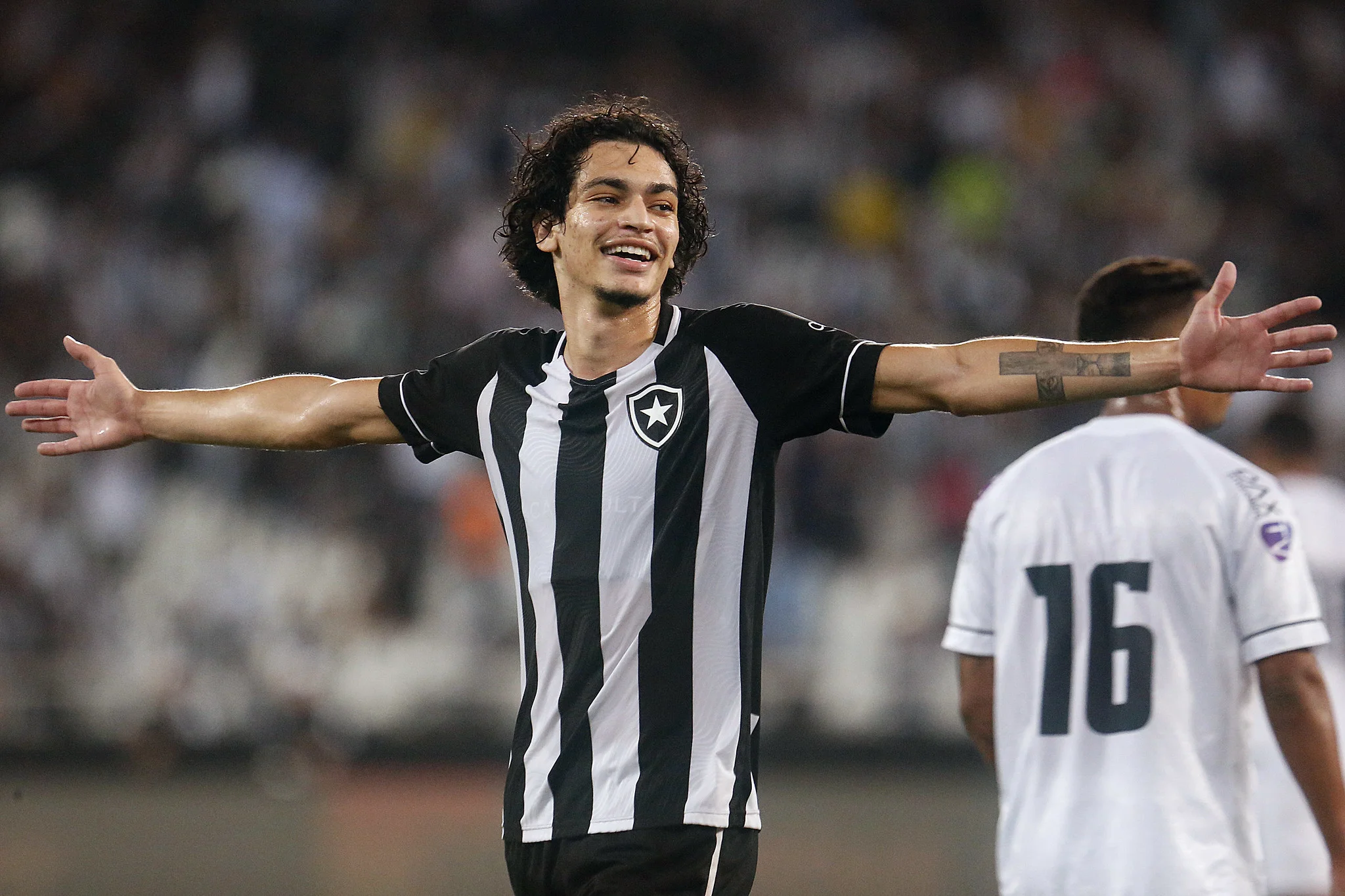 Com reservas, Botafogo volta a vencer o Ceilândia e avança na Copa do Brasil