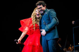 Padre Fábio de Melo e Elba Ramalho se apresentam neste final de semana, em Goiânia (Foto Anderson Carvalho).