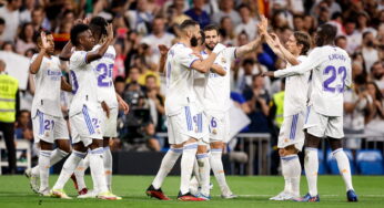 Vinícius Jr. faz 3, Modric brilha nas assistências e Real Madrid massacra Levante