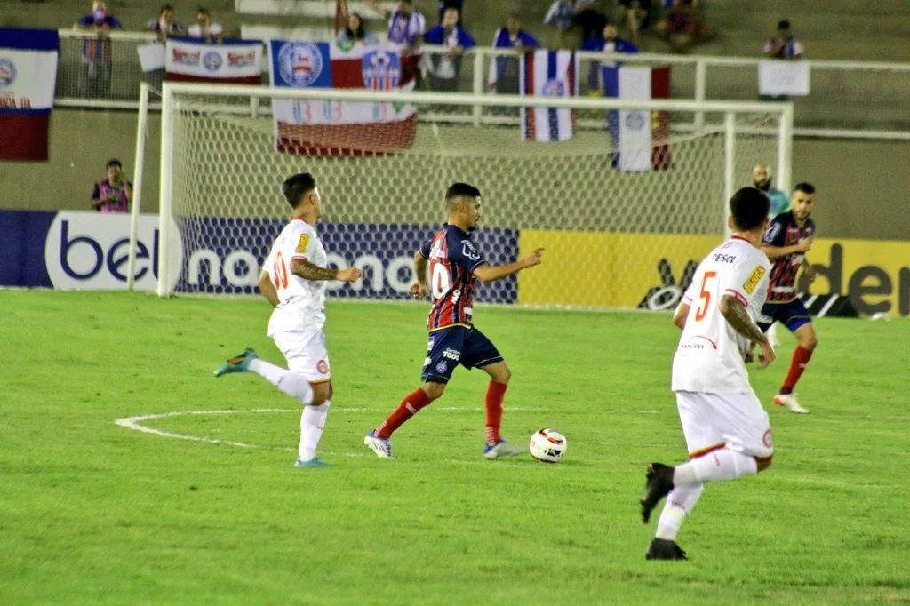 Tombense surpreende Bahia e vence a primeira na Série B do Brasileiro