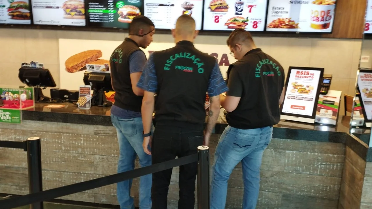 Procon Goiânia notifica Burger King por propaganda enganosa