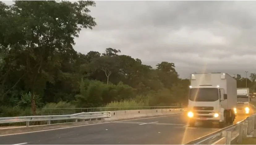 Ponte sobre Ribeirão Santo Antônio, na BR-153, em Aparecida de Goiânia, é liberada para tráfego