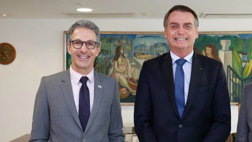 Bolsonaro faz novo aceno a Zema e diz que ‘em time que está ganhando não se mexe’