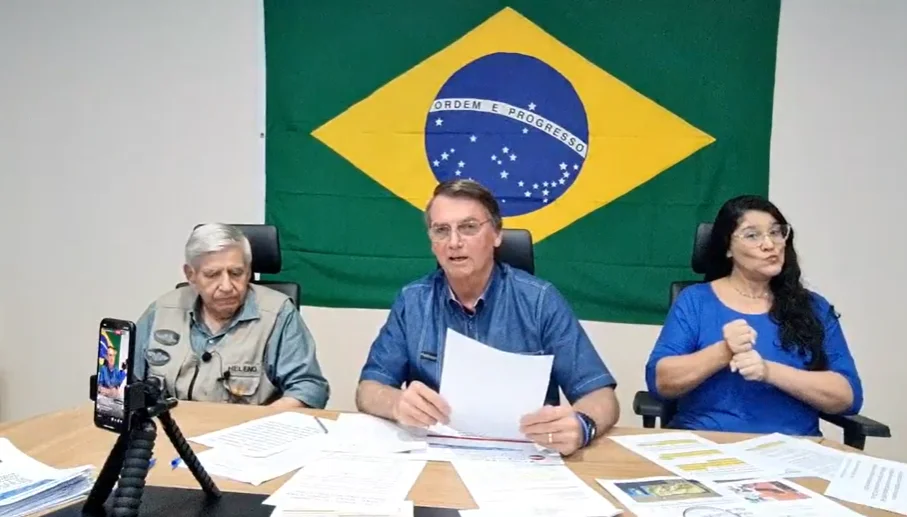 ‘Contrataremos empresa para fazer auditoria nas eleições’, diz Bolsonaro