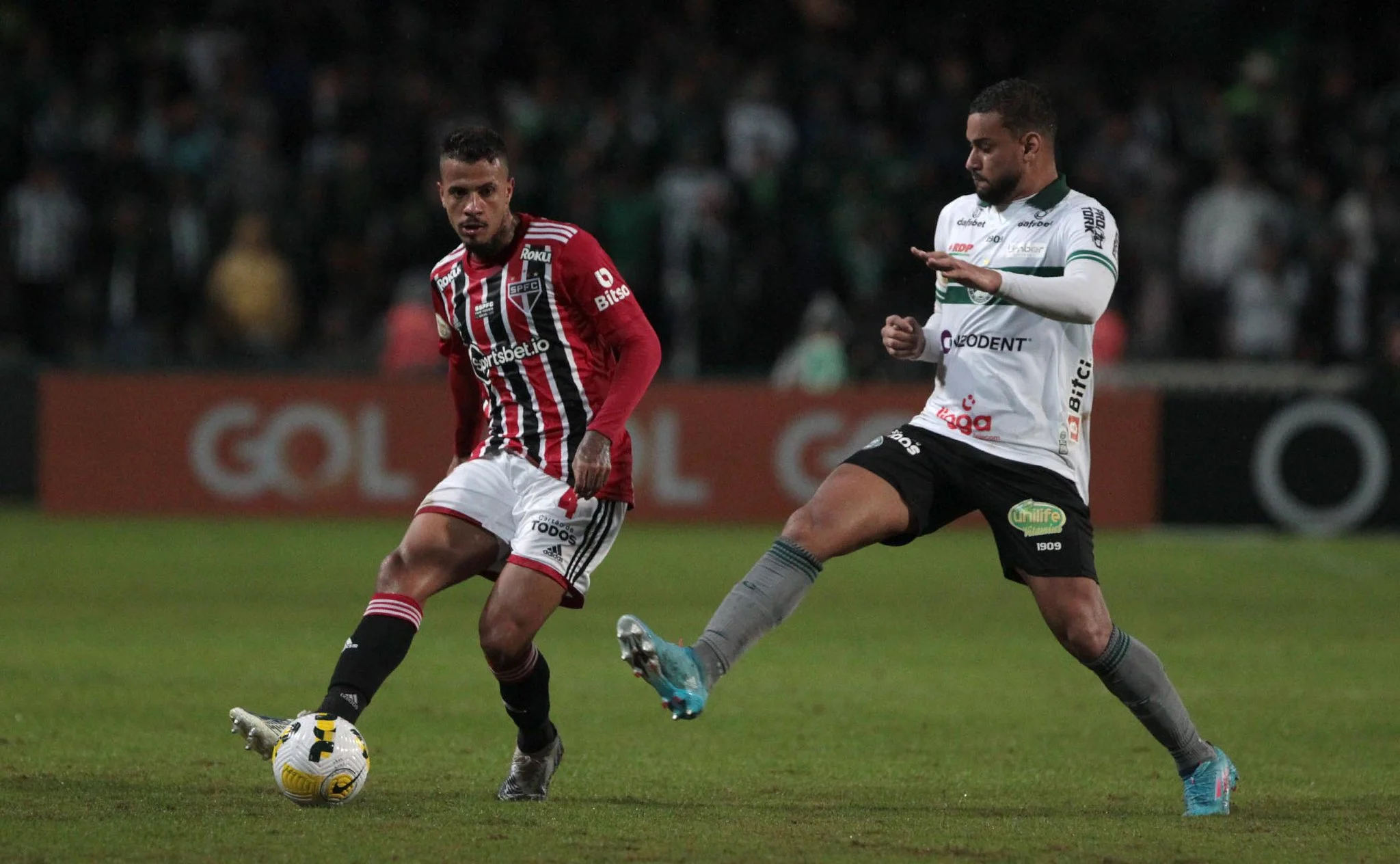 São Paulo não define jogo no 1º tempo e empata com o Coritiba pelo Brasileirão