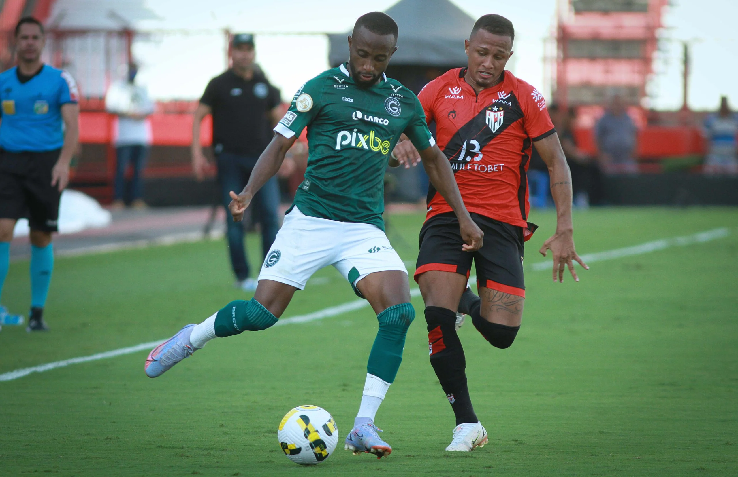 Atlético e Goiás iniciam a disputa histórica por vaga nas quartas de final da Copa do Brasil