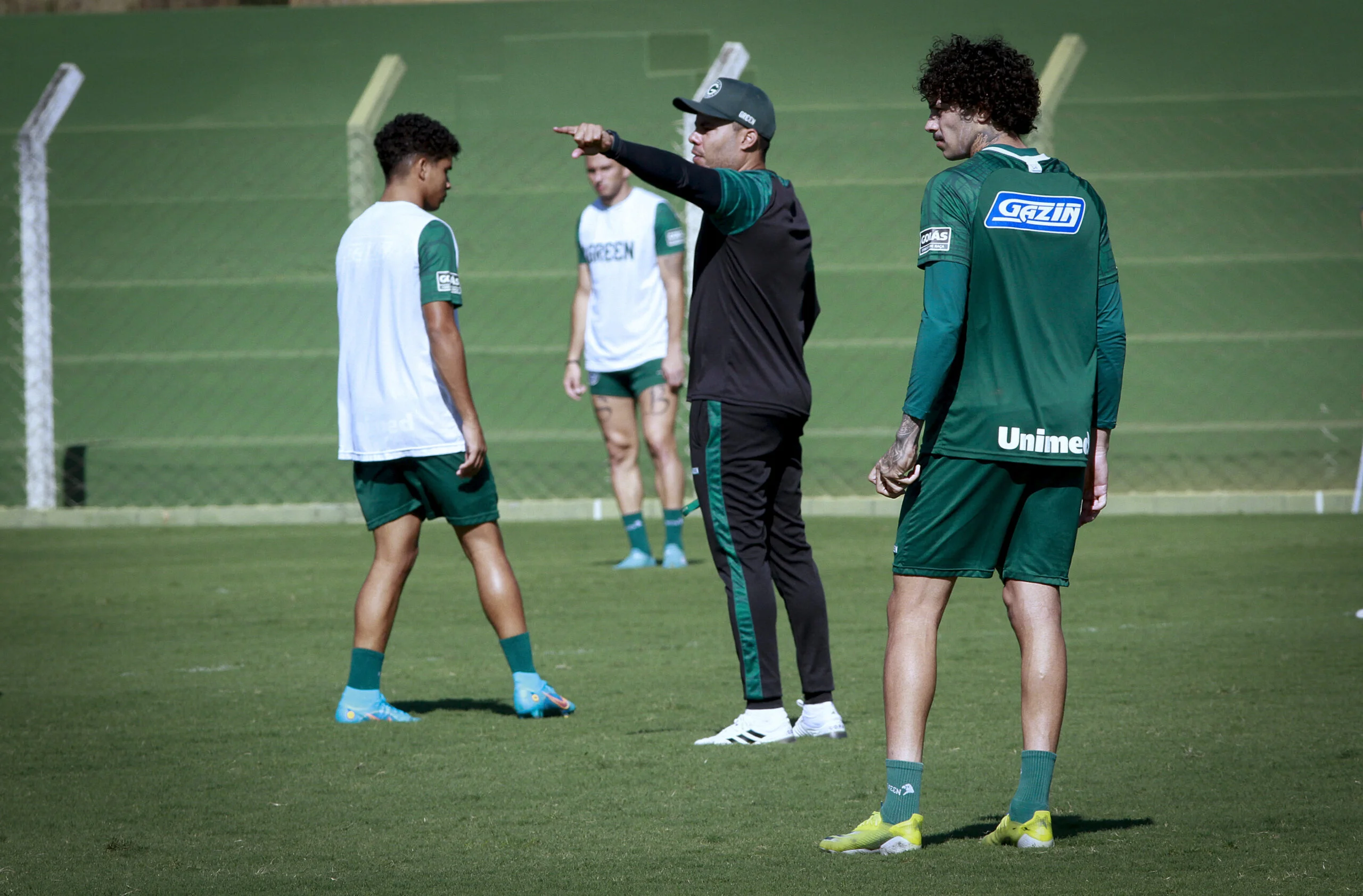 Jair Ventura mostra preocupação com momento do Goiás e elogia força de elenco do Corinthians