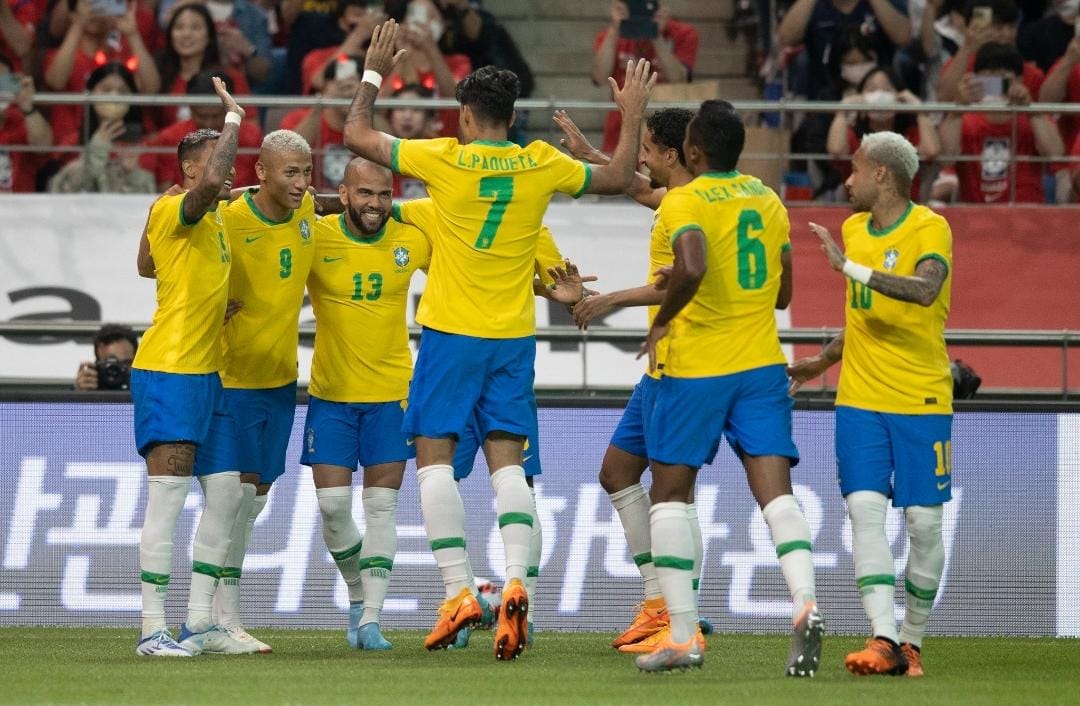 Neymar marca duas vezes de pênalti e Brasil goleia a Coreia do Sul em amistoso