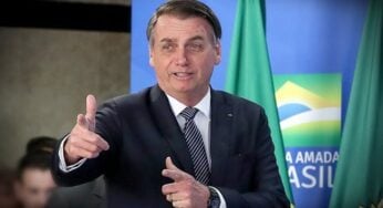 Bolsonaro volta a criticar urnas e sugerir apuração semelhante a da Mega-Sena