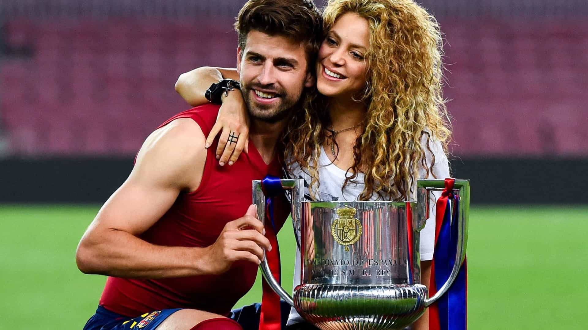 Shakira e Gerard Piqué estariam se separando após traição, afirma jornal