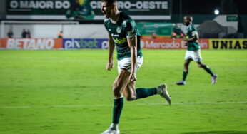 Brilha mais uma vez a estrela de Pedro Raul e Goiás vence o Coritiba no Brasileirão