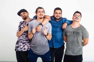 4 Amigos prometem muita rizada aos goianos com stand up comedy (Foto divulgação).