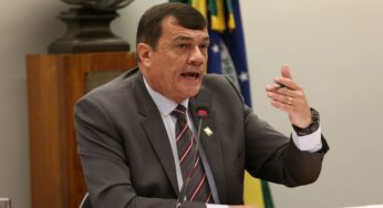 Deputado goiano pede convocação de ministro da Defesa para explicar ataques ao TSE