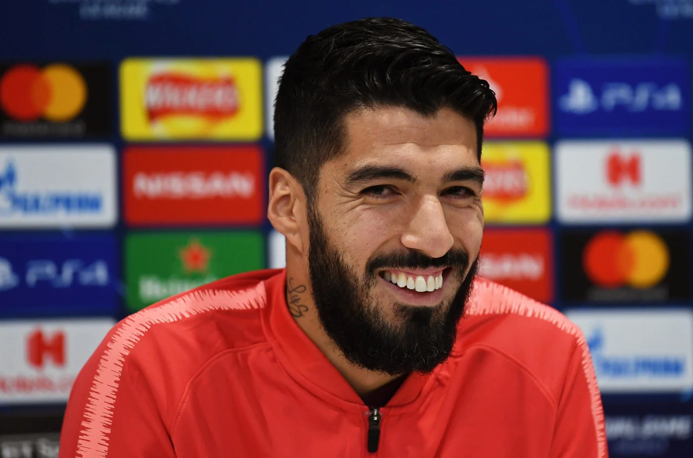 Luis Suárez oficializa retorno ao Nacional: ‘Vejo vocês em breve’