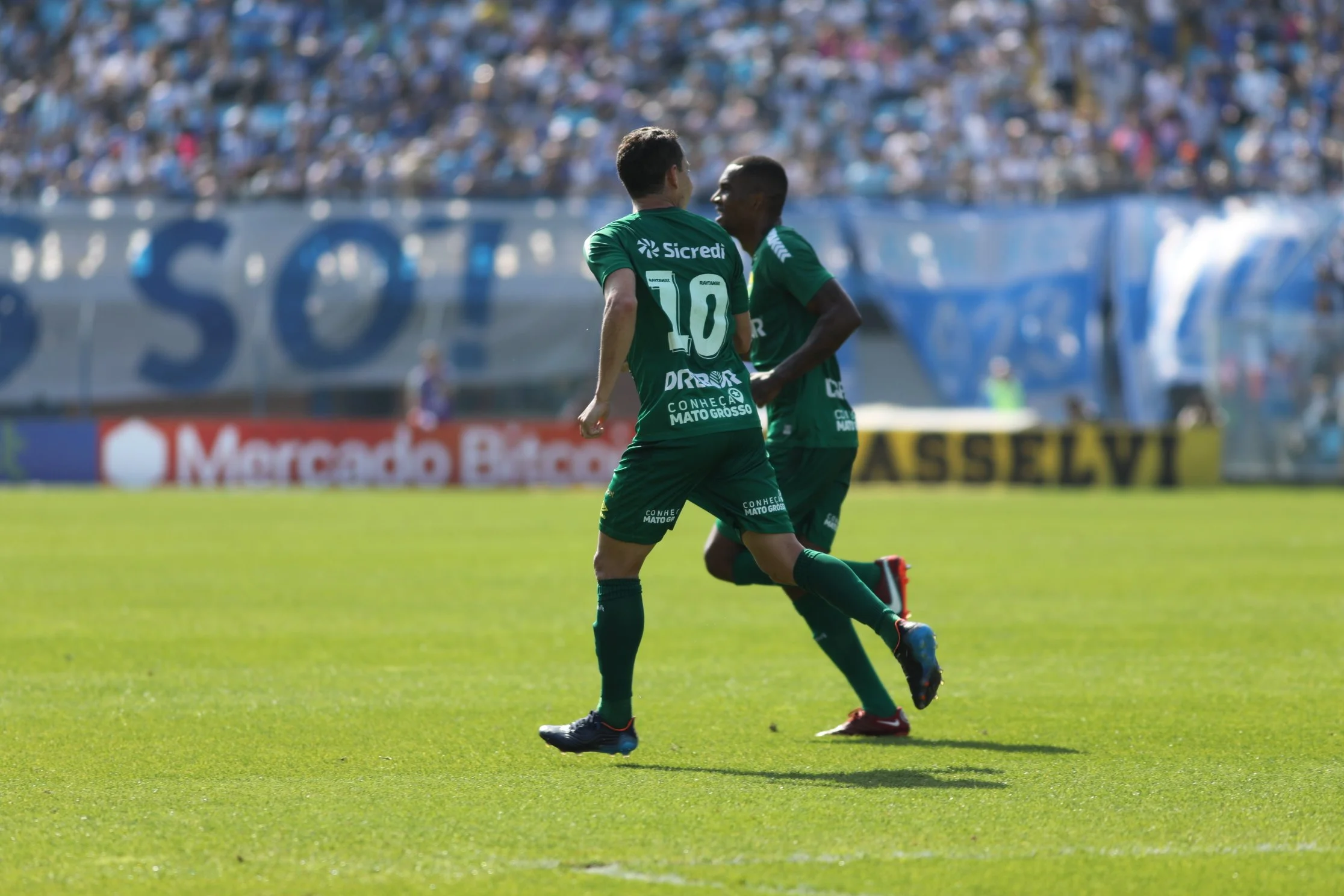 Cuiabá busca virada sobre o Avaí e deixa a zona de rebaixamento do Brasileirão