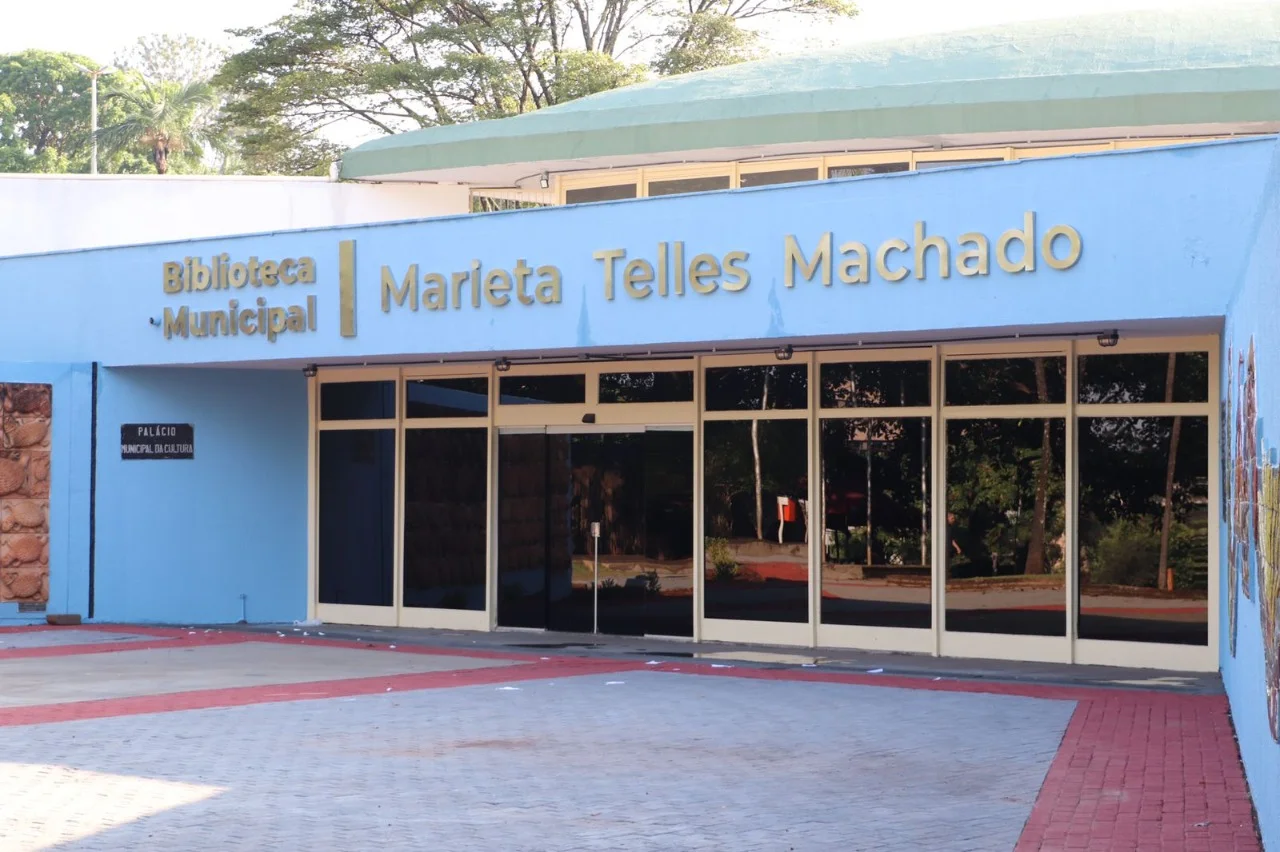 Palácio da Cultura e Biblioteca Municipal Marieta Telles é reaberto, em Goiânia