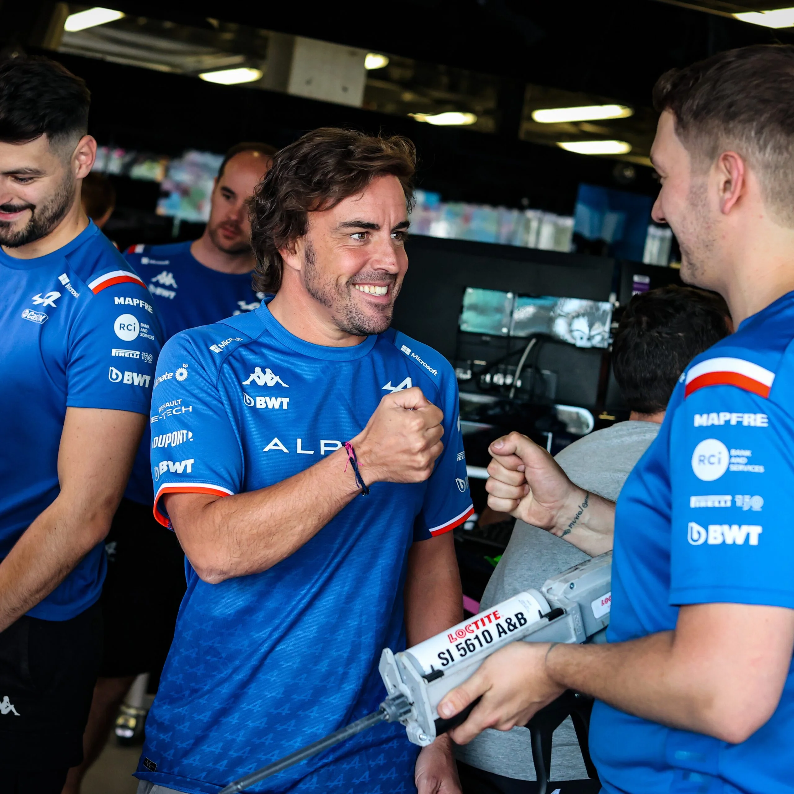 Alonso deixará Alpine para substituir Vettel na Aston Martin em 2023 na F-1