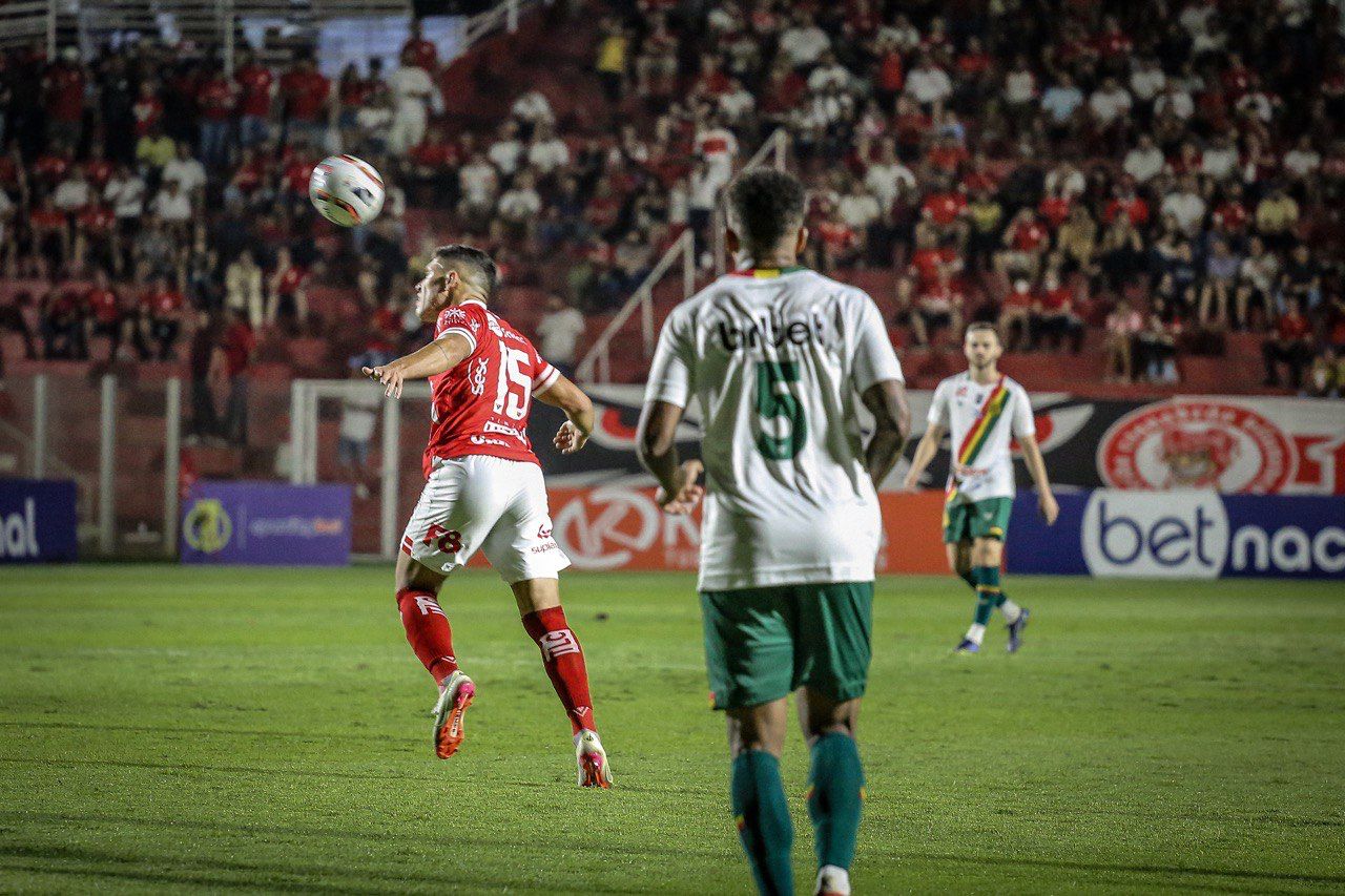 Vila Nova empata pela 16ª vez no Brasileirão e segue seu calvário na zona do rebaixamento