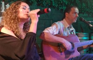 Márcia Rubia e Nelson Araújo se apresentam na feira Culturando (Foto divulgação)