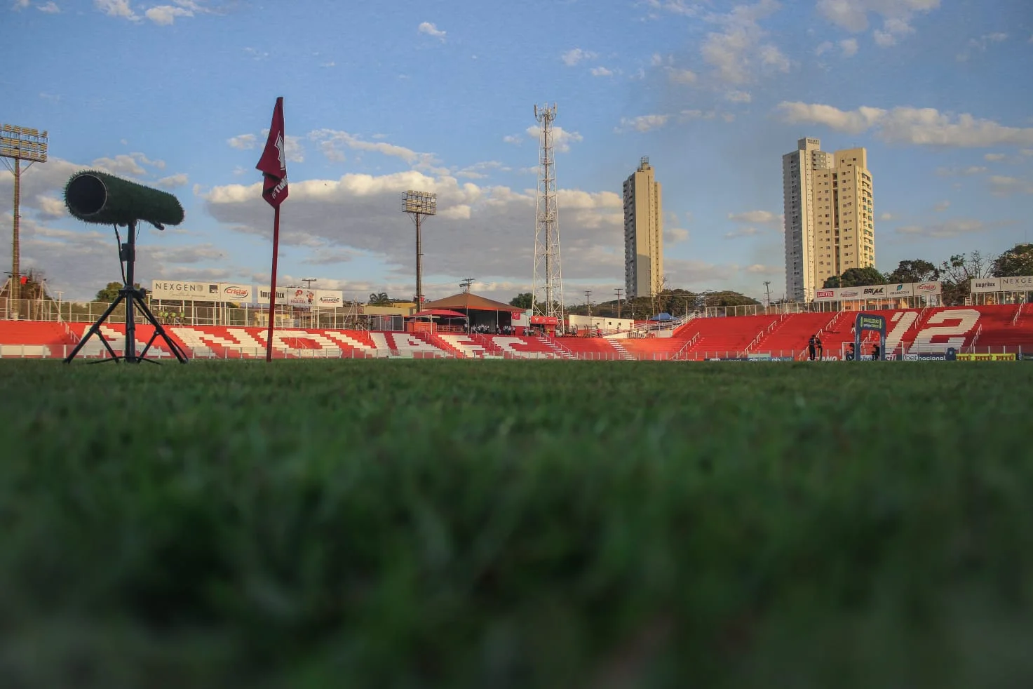 Vila Nova trata jogo contra o Guarani como decisão e inicia venda de ingressos