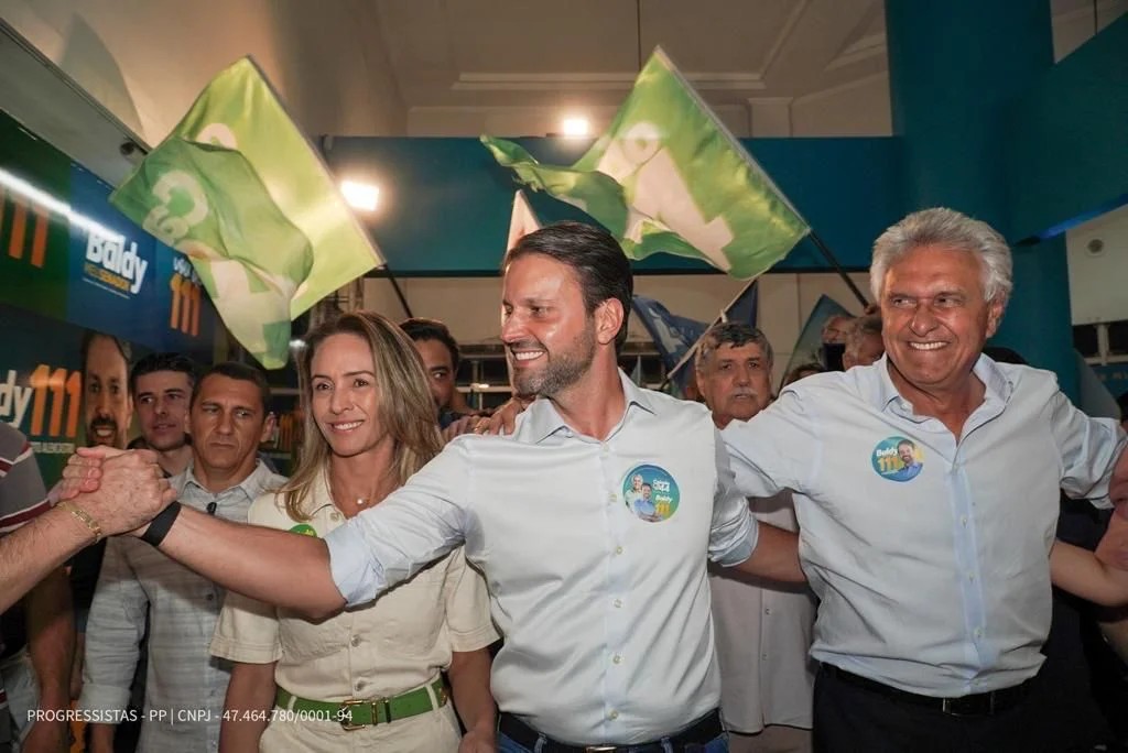 Ao lado de Caiado, Alexandre Baldy inaugura comitê político em Goiânia