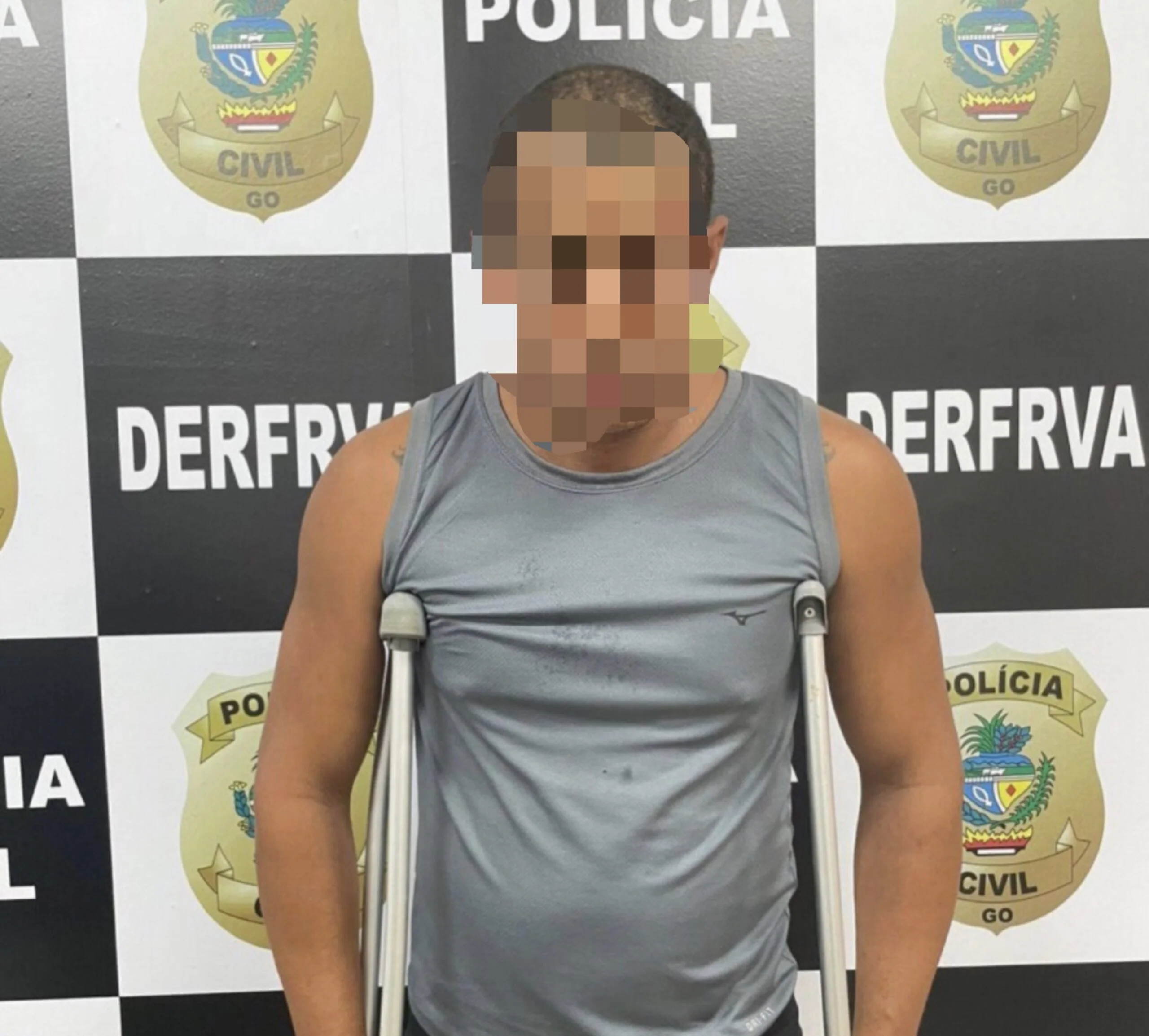 Deficiente físico é preso suspeito de invadir casa e roubar moto, em Goiânia