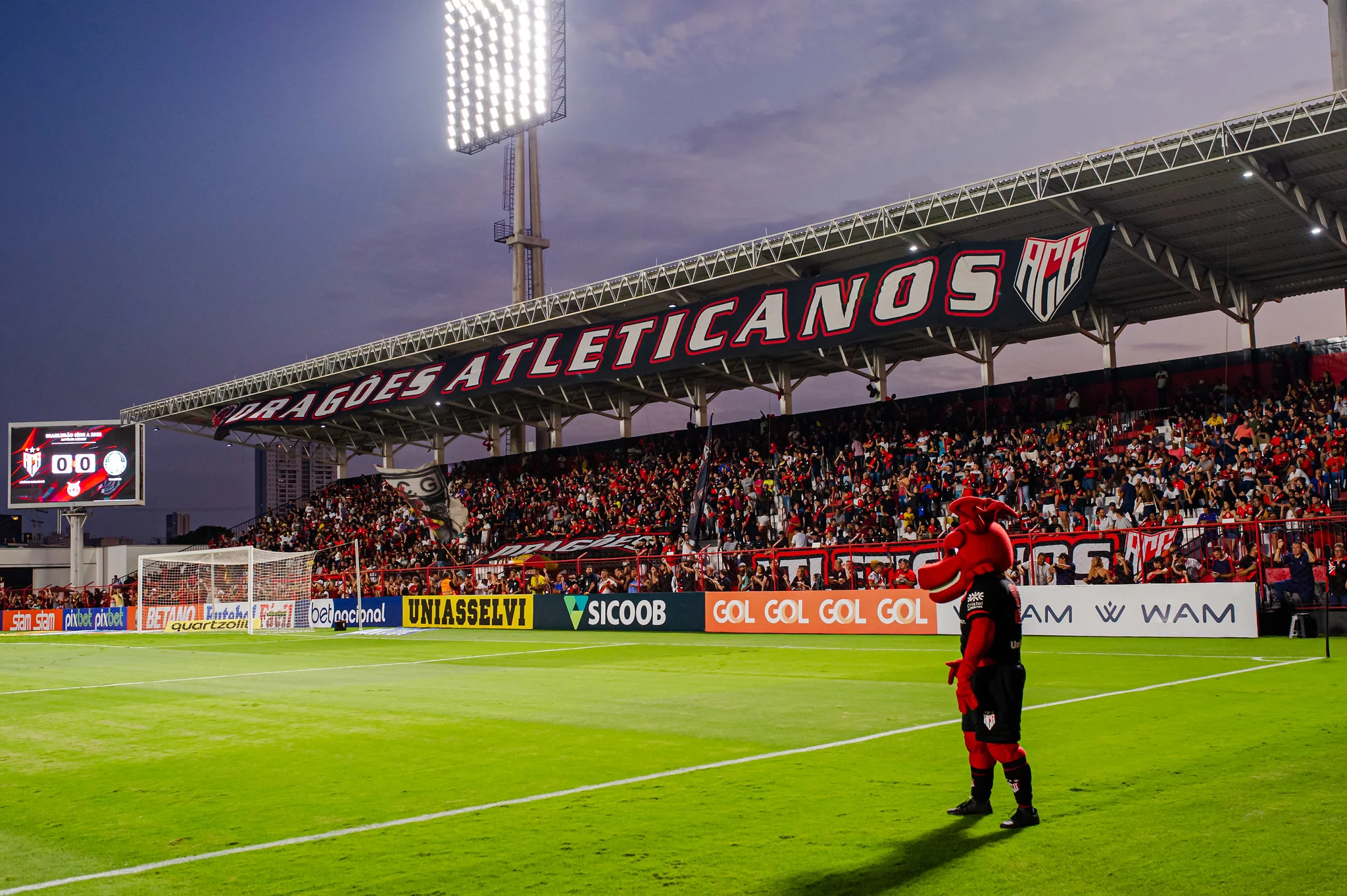 Na luta por permanência na Série A, Atlético-GO inicia venda de ingressos para o “jogo do ano”