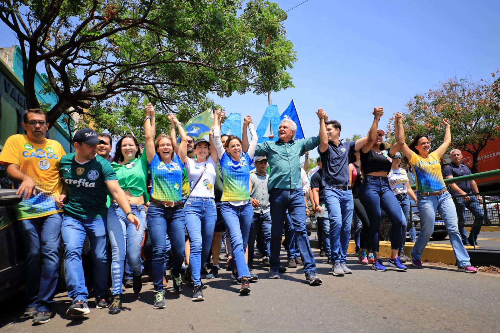 Caminhadas e carreatas em Goiânia e Entorno do DF marcam final da campanha