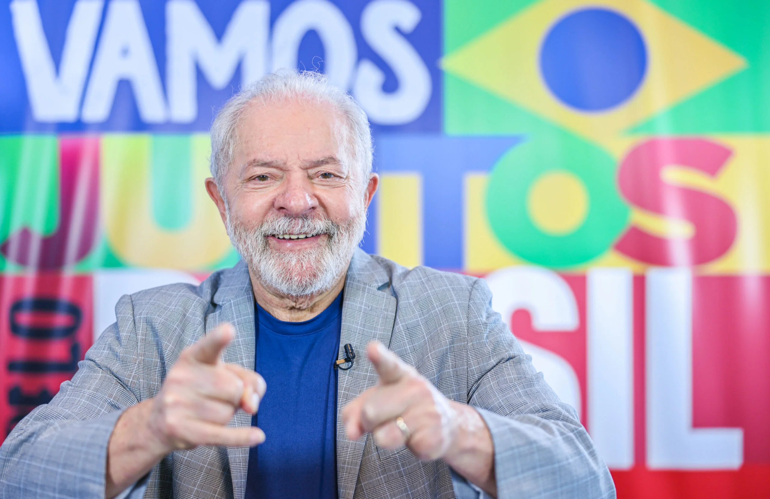 Lula se reúne com aliados e a cúpula do Congresso para definir detalhes da PEC da transição