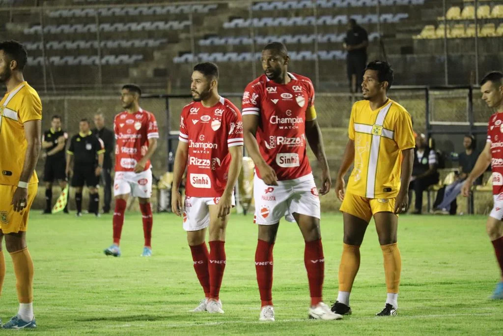 Vila Nova e Brasiliense empatam primeiro confronto semifinal da Copa Verde