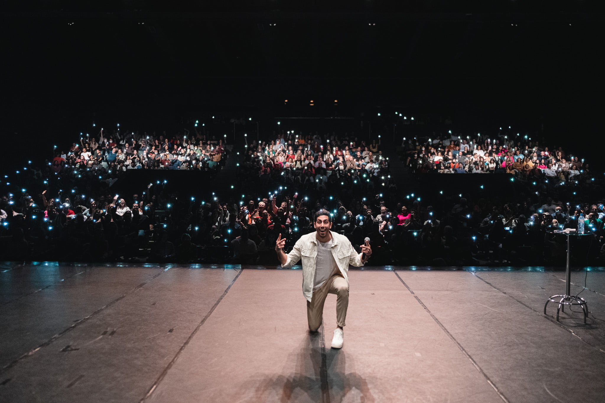 Jonathan Nemer se apresenta em show de Stand Up, no próximo dia 8 de dezembro (Foto divulgação).