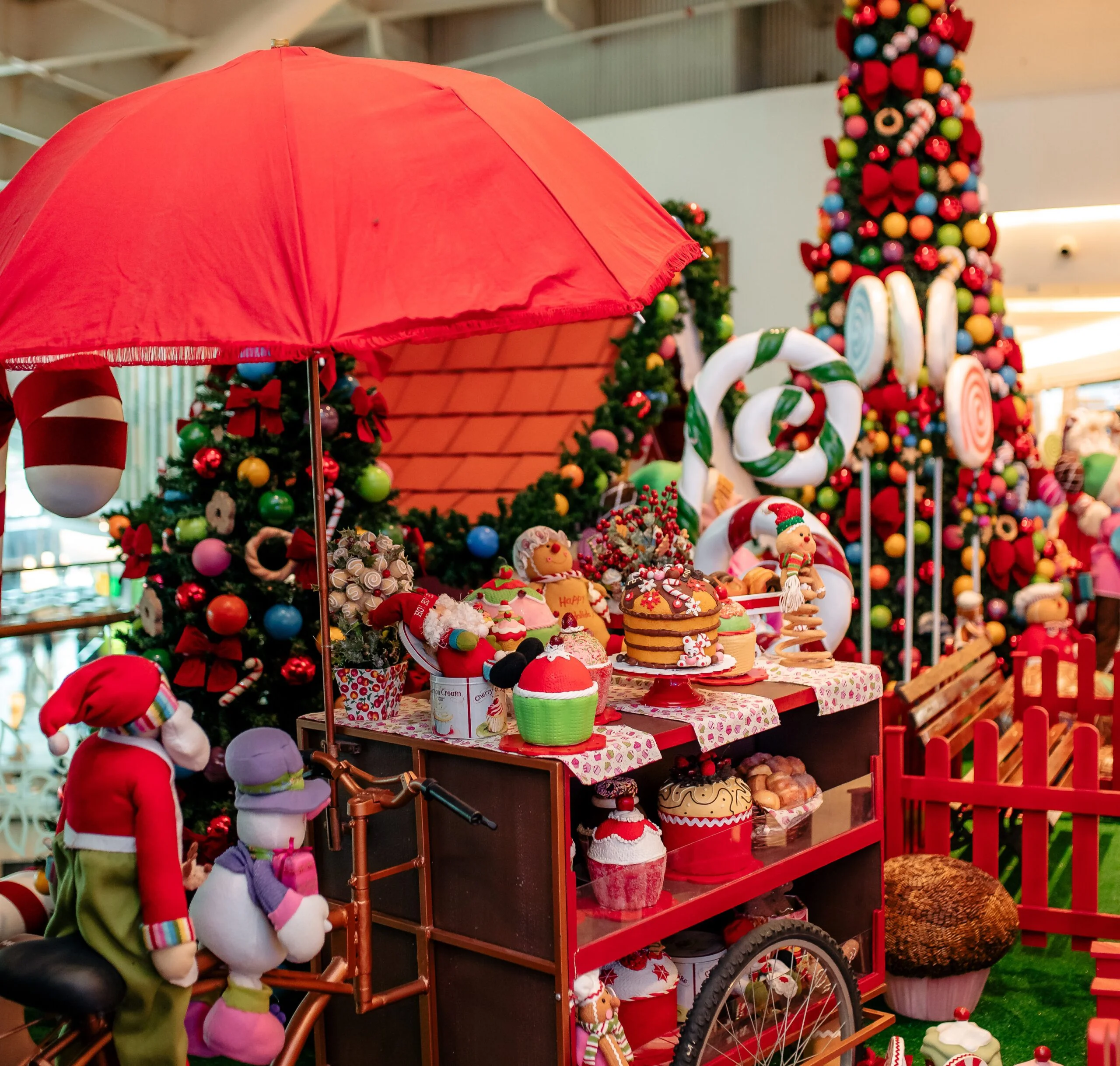 Chegada do Papai Noel promete muita diversão aos visitantes do Passeio das Águas Shopping