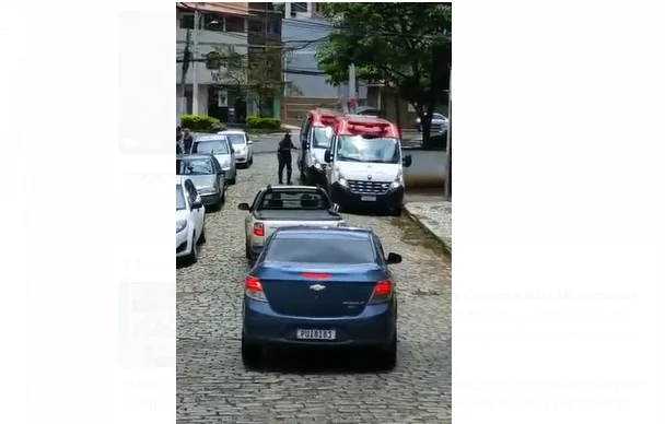 Adolescente invade escola em Colatina e deixa quatro alunos feridos