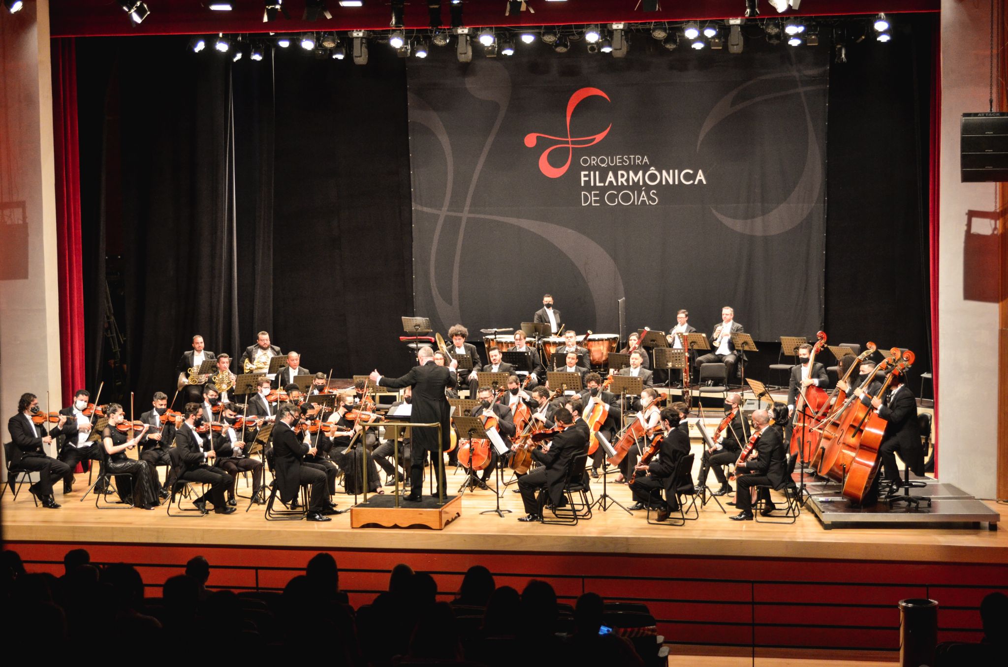 Orquestra Filarmônica de Goiás se apresenta com entrada gratuita, no Teatro Goiânia