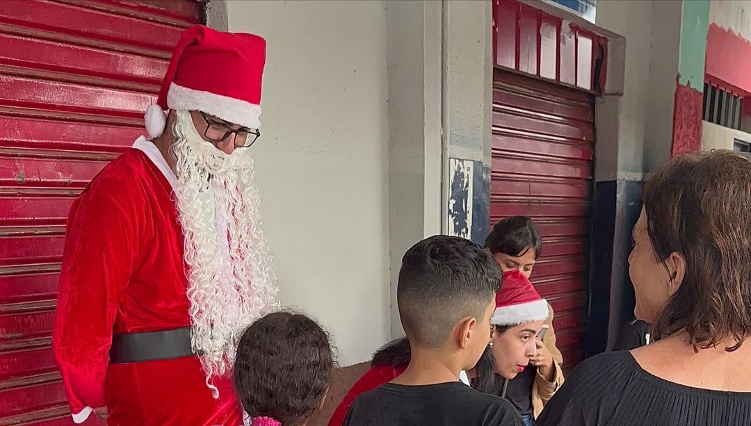 Campanha Natal Solidário tem doação de 500 brinquedos da Unicred Prosperar