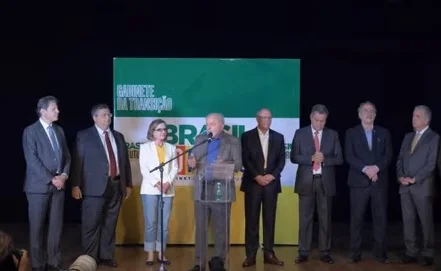 Lula anuncia os nomes dos primeiros ministros de seu futuro governo; acompanhe