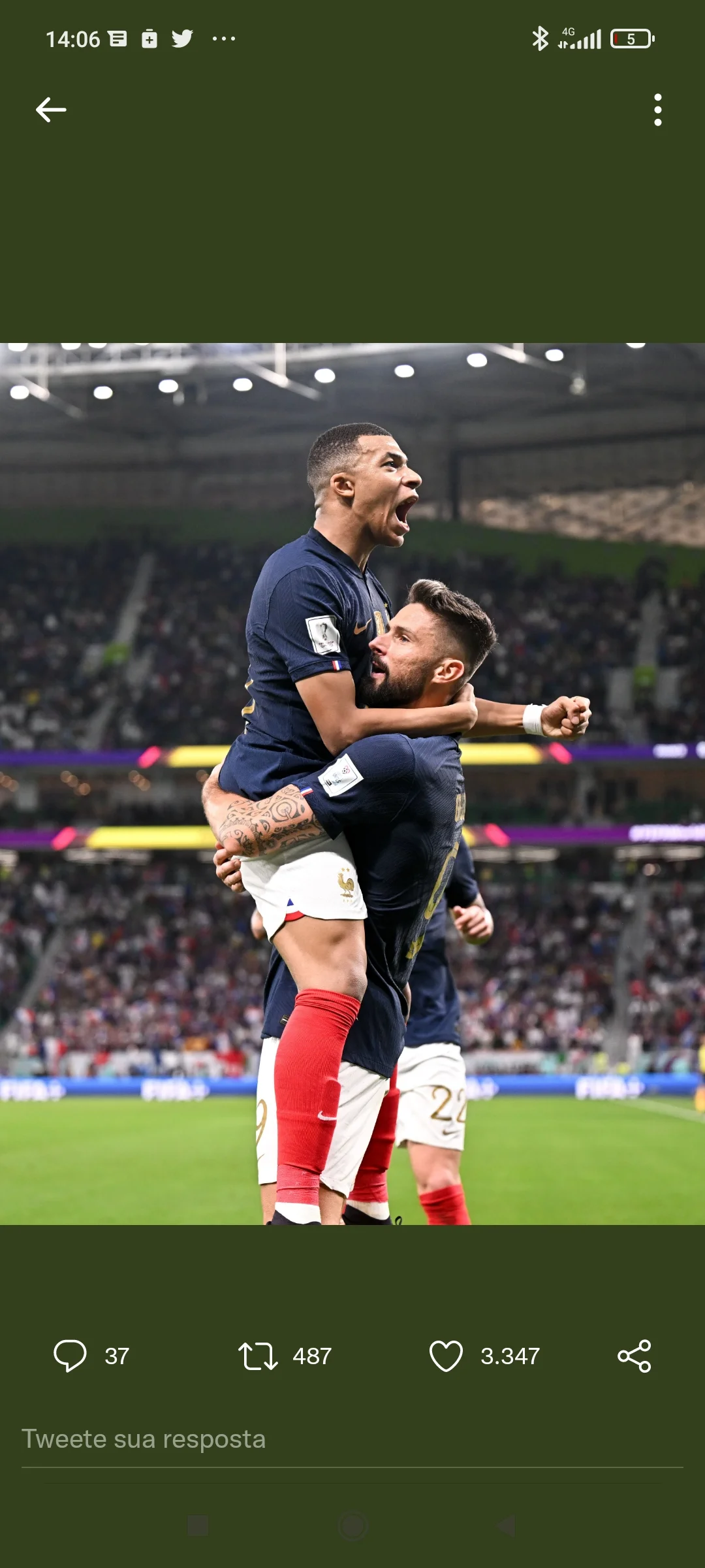 Em dia de recorde para Giroud e 2 gols de Mbappé, França passa pela Polônia e está entre as 8 melhores da Copa