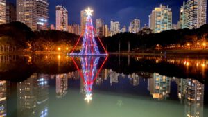 Iluminação de Natal Parque Vaca Brava. Foto: Luciano Magalhães/Comurg