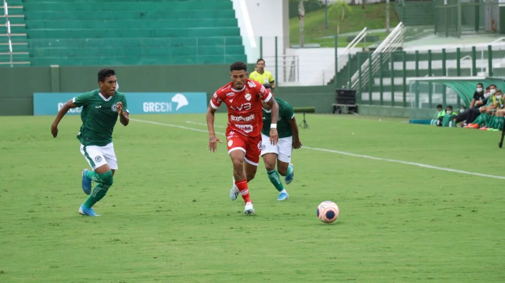 Goiás e Vila Nova se enfrentam pela 7ª vez na Serrinha; confira o retrospecto