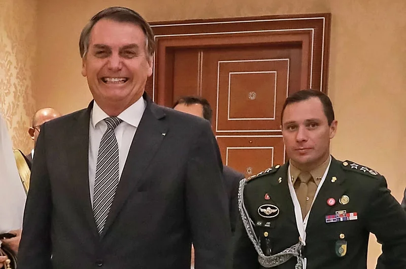 Exército barra indicação de ex-ajudante de ordens de Bolsonaro para o batalhão de Goiânia