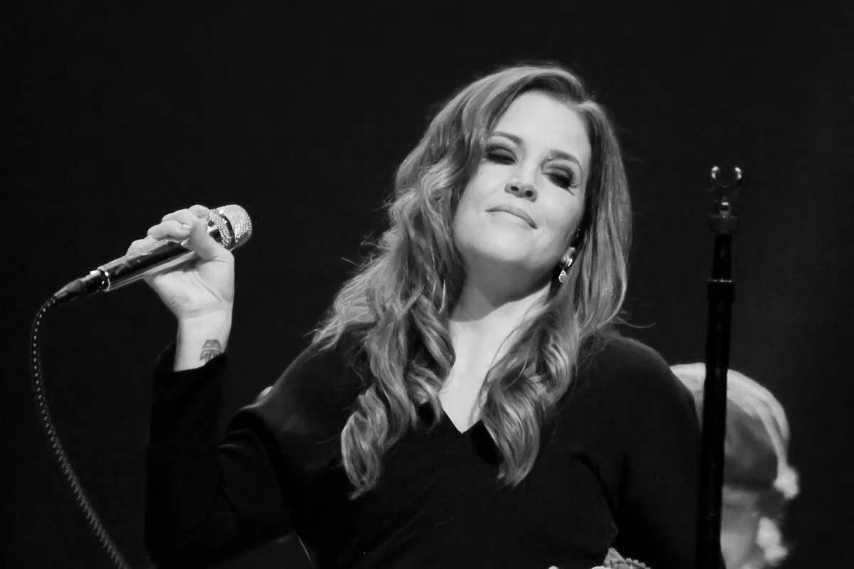 Lisa Marie Presley, única filha de Elvis Presley, morre aos 54 anos, nos EUA; saiba detalhes