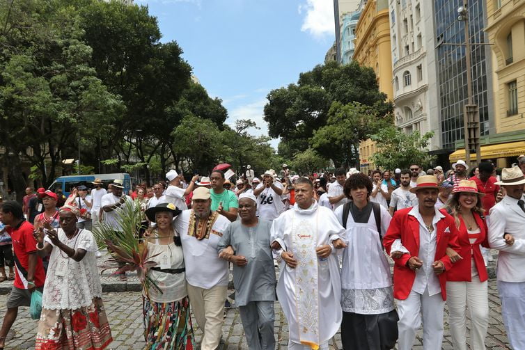 Brasil registra aumento em casos de intolerância religiosa, aponta relatório