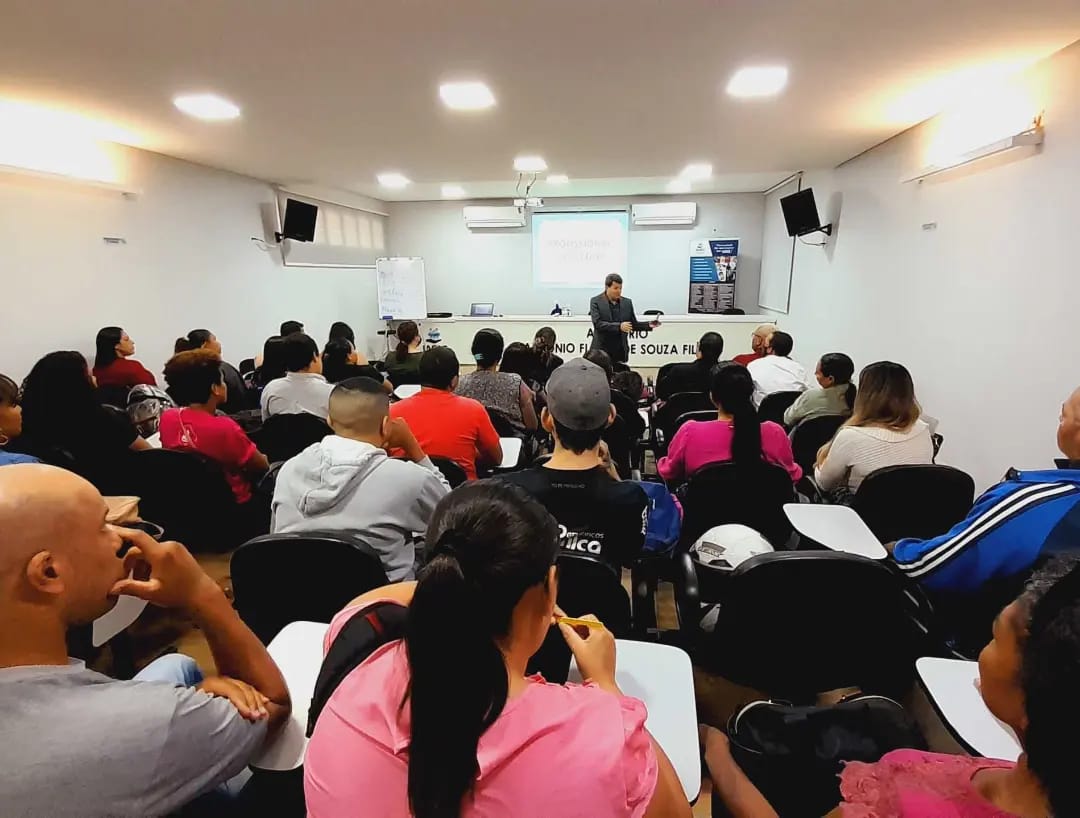 Vaga curso profissionalizante. Foto: Divulgação