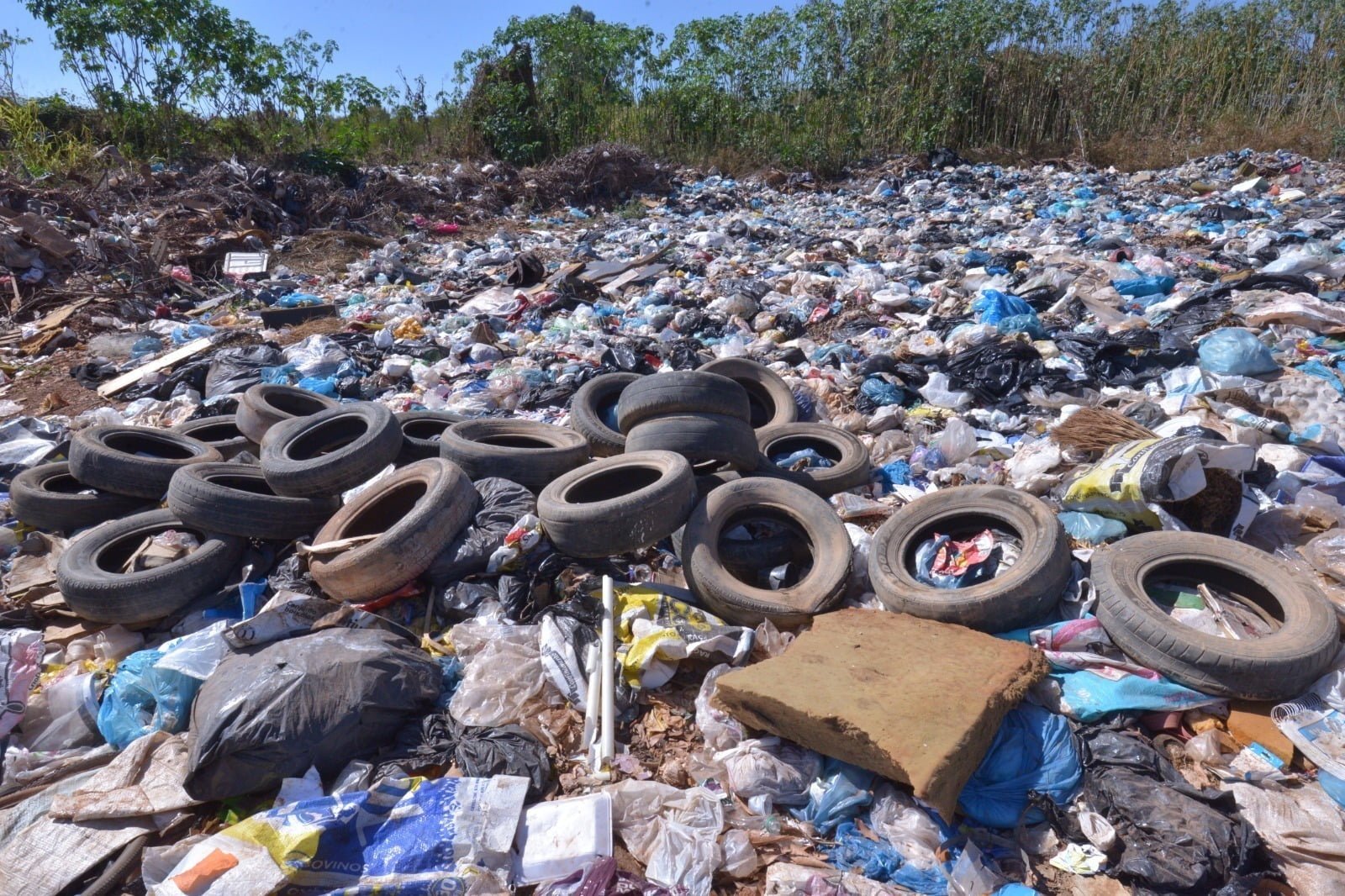 Lixão Goiânia. Foto: Semad