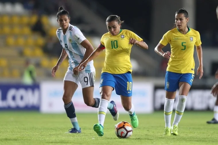 Marta é a principal novidade na convocação da Seleção Brasileira Feminina para jogos nos EUA