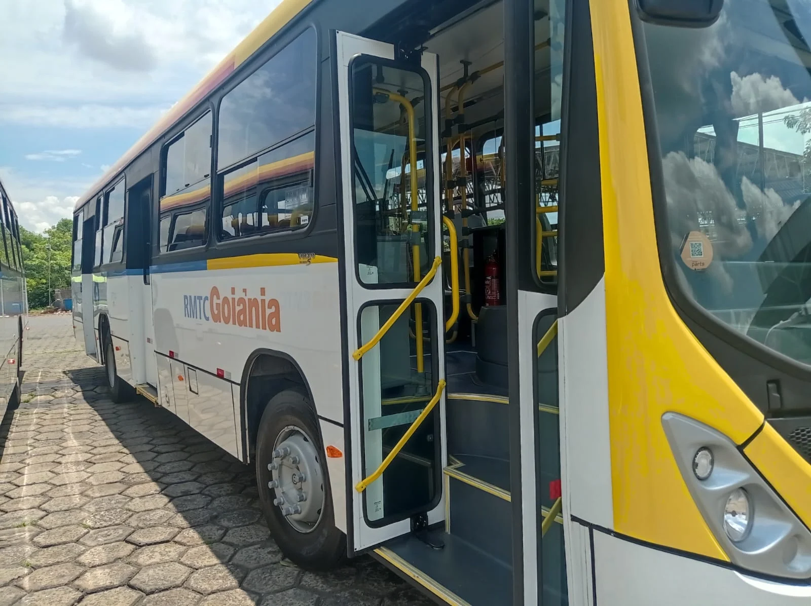 Prefeito prevê novos ônibus para junho, mas BRT em Goiânia não tem data de inauguração