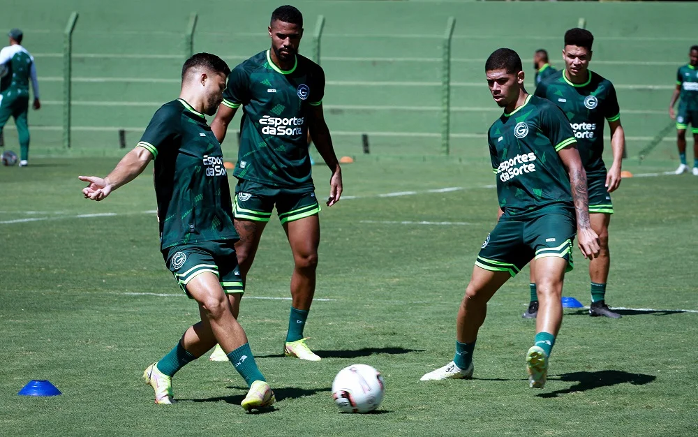 Goiás não terá Tadeu em estreia na Copa Verde e centroavante pode ser novidade na escalação