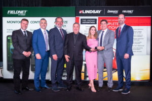 Pivot é premiada internacionalmente por ser maior revenda da Lindsay na América Latina (Foto Gavel Intl / Lindsay Awards Dinner).