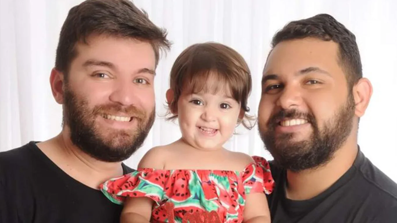 Caso Sophia: Justiça impede pai gay de ficar com criança que morre após ser espancada por mãe e padrasto